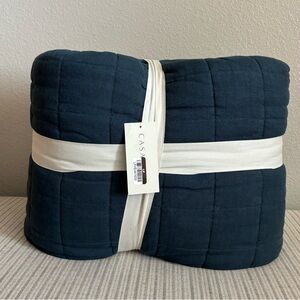 NWT King Plus Heavyweight Linen Blend Quilt Dark Mineral Blue - Casaluna